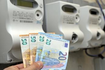 Galleria foto 'Le case italiane sotto la lente Altroconsumo, come affrontare i prossimi 12 mesi con il caro energia' - foto 1