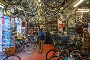 Galleria foto 'Mancanza prodotto non ferma desiderio italiani, nel 2021 quasi 2 mln di bici vendute' - foto 1