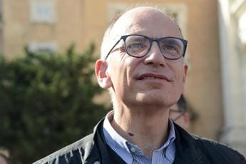 Galleria foto 'Manifestazione pace Roma, Letta: “Stop invasione Russia”' - foto 1
