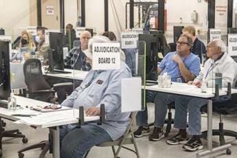 Galleria foto 'Midterm Usa 2022, ministero Sicurezza: “Nessuna prova di problemi a sistemi voto”' - foto 1