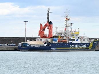 Galleria foto 'Migranti, Humanity presenta ricorso a Tribunale di Catania per sbarco immediato' - foto 1