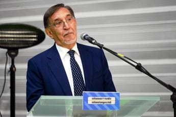 Galleria foto 'Migranti, La Russa: “Opera Mattarella utile, ma fermezza sia condivisa”' - foto 1