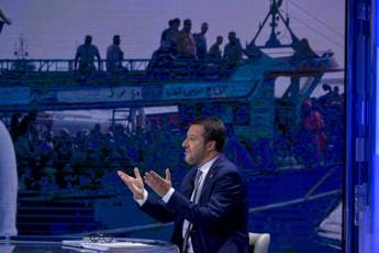 Galleria foto 'Migranti, Salvini: “Stroncare traffico esseri umani, ma anche di armi e droga”' - foto 1