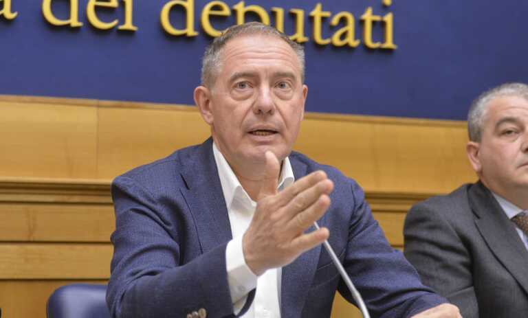 Ex Ilva, Urso: «In corso un confronto serrato. Governance da riequilibrare»