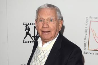 Galleria foto 'Morto a 96 anni Robert Clary, il caporale della serie ‘Gli eroi di Hogan’' - foto 1