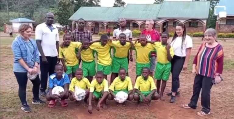 L’Atletico Peschici dona i palloni alla Kuffe School dell’Uganda