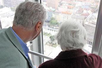 Galleria foto 'Pensioni novembre 2022: date, aumenti e bonus 150 euro' - foto 1