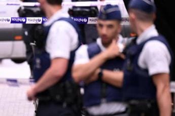 Galleria foto 'Poliziotto ucciso a coltellate a Bruxelles' - foto 1