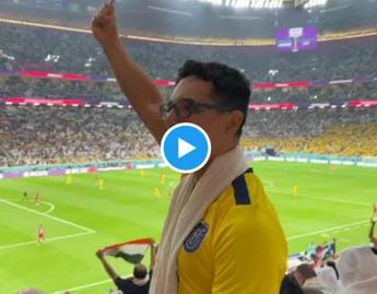 Galleria foto 'Qatar-Ecuador, sfottò in tribuna e il video vola' - foto 1