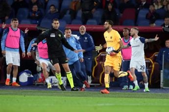 Galleria foto 'Roma-Lazio 0-1, scontro Radu-Rui Patricio: cosa è successo' - foto 1