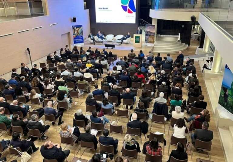 Al via “Roots-in”, viaggiare per riscoprire la propria storia