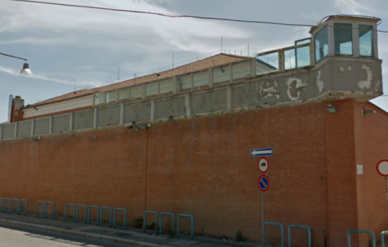 San Severo, smartphone e una lama di coltello sequestrati in carcere