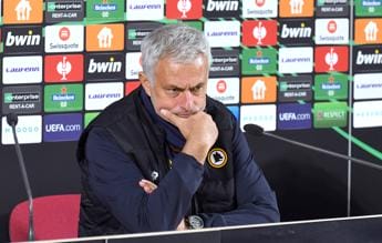 Galleria foto 'Sassuolo-Roma, Mourinho: “Un giocatore deve trovarsi un’altra squadra a gennaio”' - foto 1