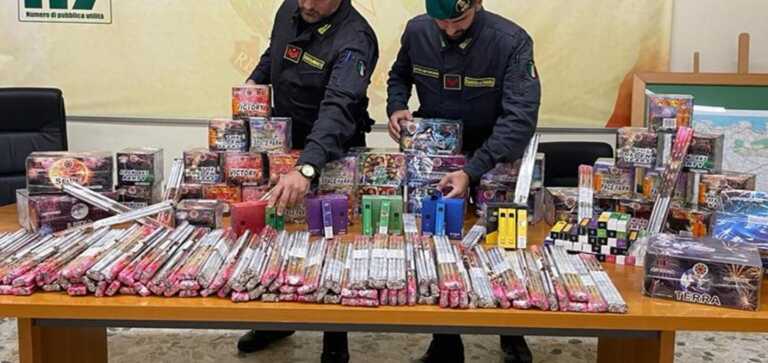Fuochi d’artificio, sequestrati più di 8 quintali di botti tra Lecce e Bari: oltre 45mila i giochi pirotecnici