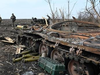 Galleria foto 'Ucraina, Kiev: uccisi 710 soldati Russia in 24 ore' - foto 1