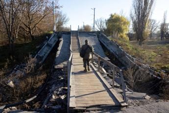 Galleria foto 'Ucraina, “leader militari Russia: parlano di uso armi atomiche”' - foto 1