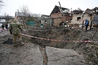 Galleria foto 'Ucraina, Zelensky: “In 10 milioni senza elettricità”' - foto 1
