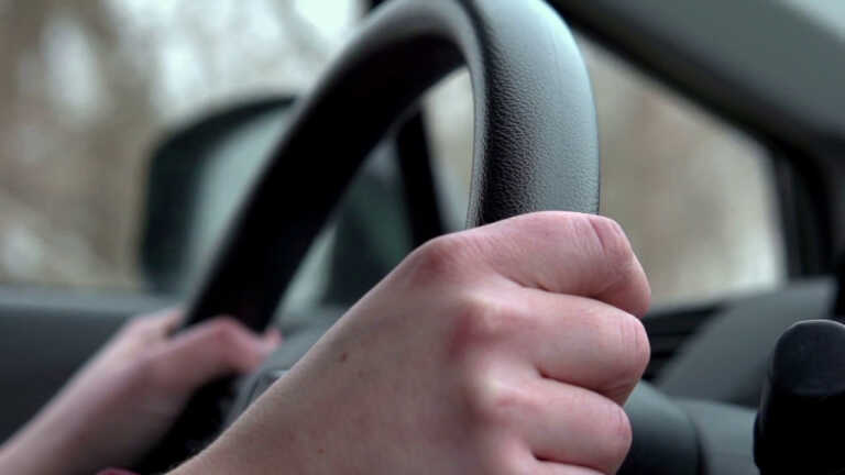 Galleria foto 'Ue, confermato lo stop alla vendita di auto a motore termico nel 2035' - foto 1