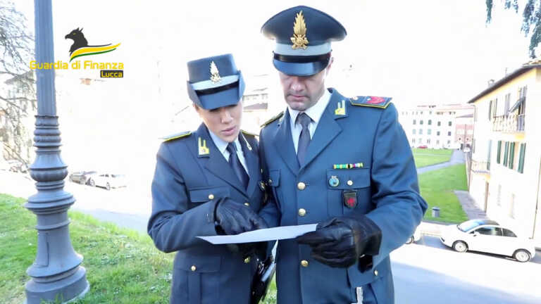 Galleria foto 'Usura, la guardia di finanza di Lucca smantella un’organizzazione' - foto 1