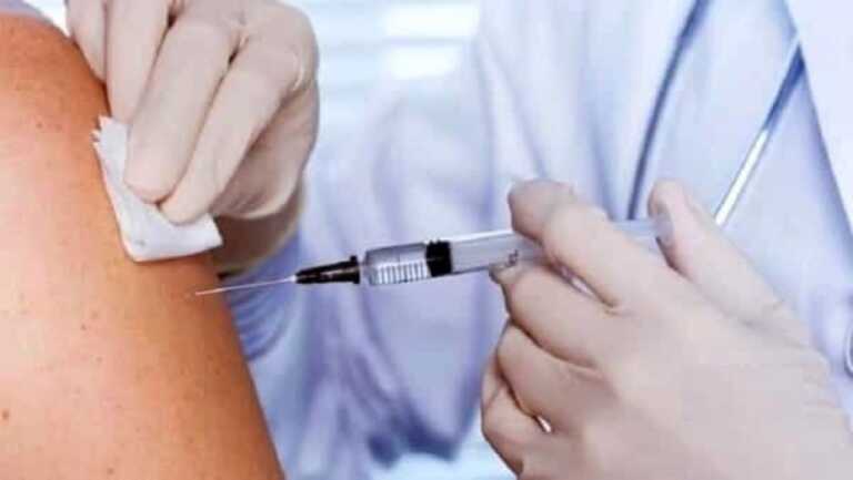 Vaccini antinfluenzali, l’allarme dei medici baresi: «Problemi nell’approvvigionamento»