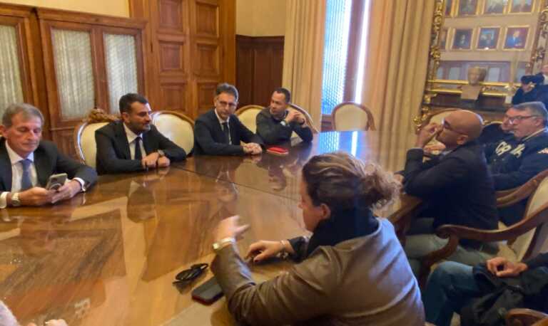Vertenza Baritech: gli operai occupano l’azienda – VIDEO