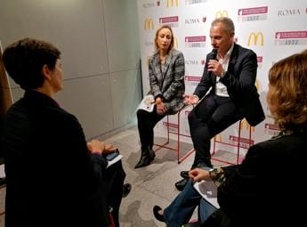 Galleria foto 'Violenza su donne, Fasciani (McDonald’s): ‘Con ‘Non sei sola’ supportiamo comunità’' - foto 1