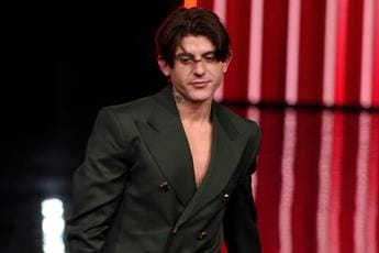 Galleria foto 'X Factor 2022, Rkomi e Beatrice Quinta innamorati? Cosa succede tra i due' - foto 1