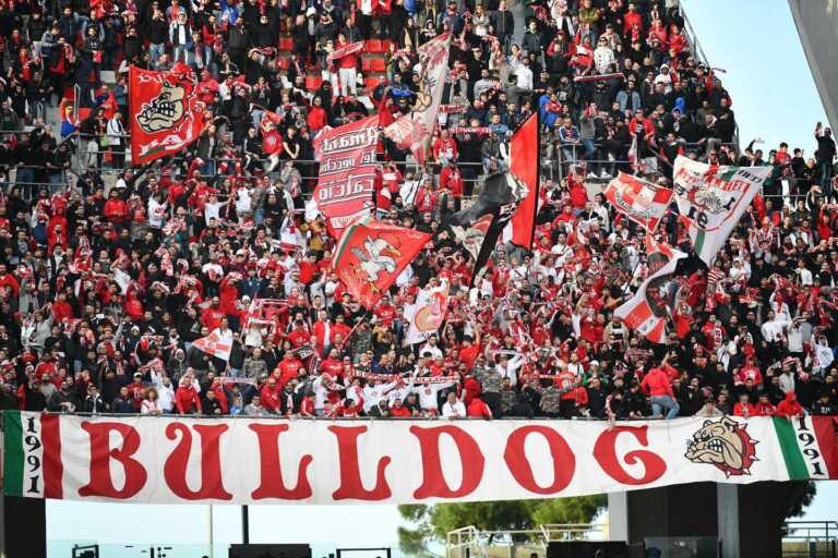 Bari-Genoa finisce 1-2, in quasi 50.000 i presenti nello stadio San Nicola