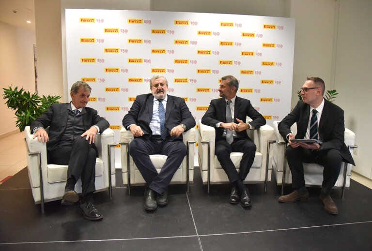 Pirelli inaugura a Bari il Digital solutions center, Emiliano: «Puglia pronta alla sfida» – VIDEO