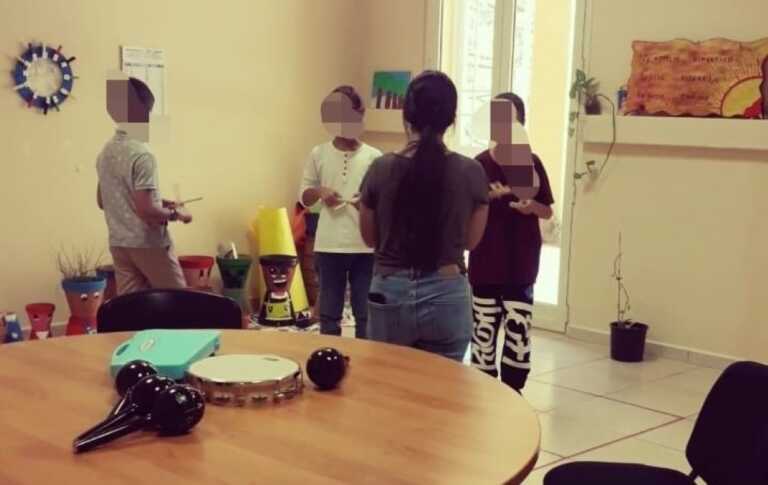 La musica come terapia per autismo e iperattività: il progetto sperimentale a Putignano