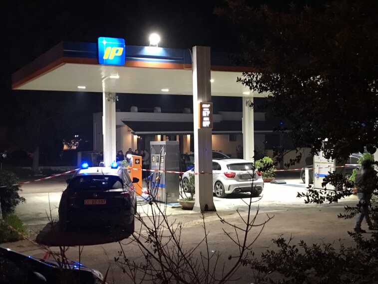 Squinzano, colpi di arma da fuoco alla colonnina di benzina: ferito un uomo