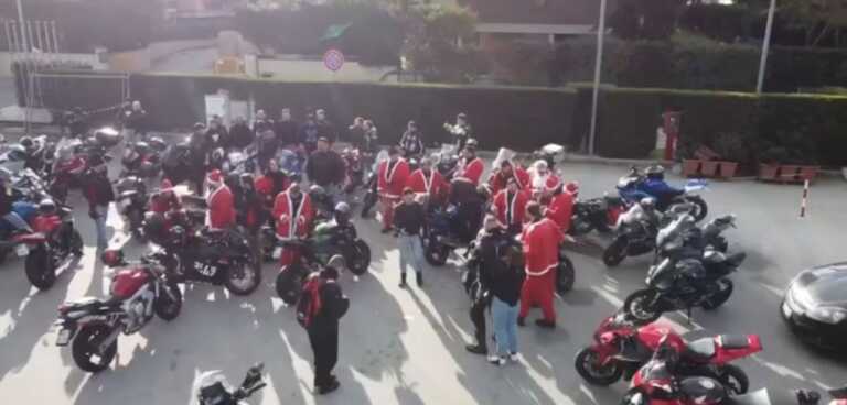 Bari, arrivano i Moto Babbi: «Portiamo allegria per le strade della città»