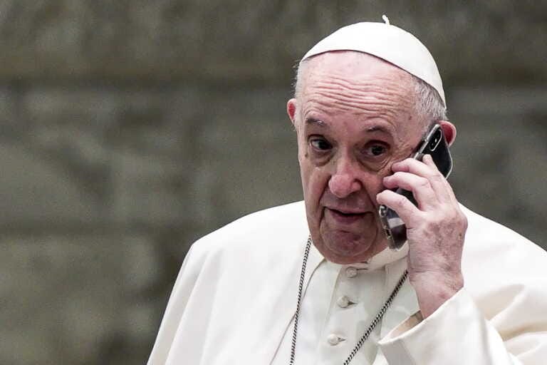 Donna morta dopo il parto di due gemelli, il Papa telefona al marito nel giorno di Natale￼