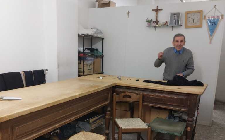 La vita “ago e filo” di nonno Giuseppe: «Sono l’ottavo di dodici figli, tutti abili cucitori»
