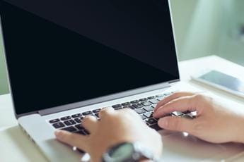 Mollicone: “Divario Nord-Sud anche digitale e culturale lede diritti costituzionali”