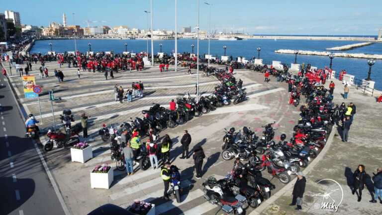 Dal quartiere Stanic a Mola di Bari: un successo il raduno dei Moto Babbi in città