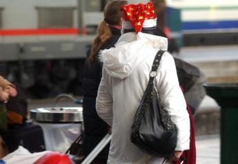Natale, 20 milioni italiani in viaggio come pre covid: ma spesa debole
