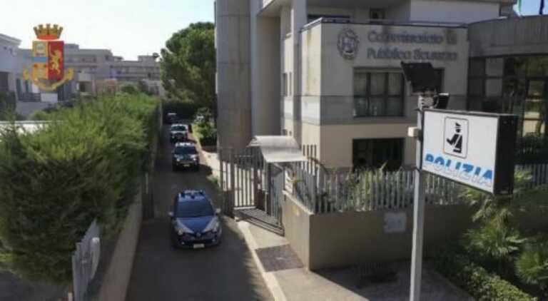 Accese un fumogeno durante una partita del Barletta: Daspo di 3 anni per un tifoso