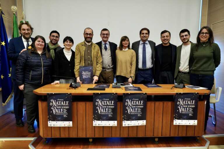 Galleria foto '“A Natale ogni scherzo vale”: a Putignano è già Carnevale – VIDEO' - foto 1
