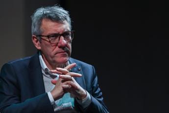 Reddito di cittadinanza, Landini: “Tra 8 mesi stop per 660mila”