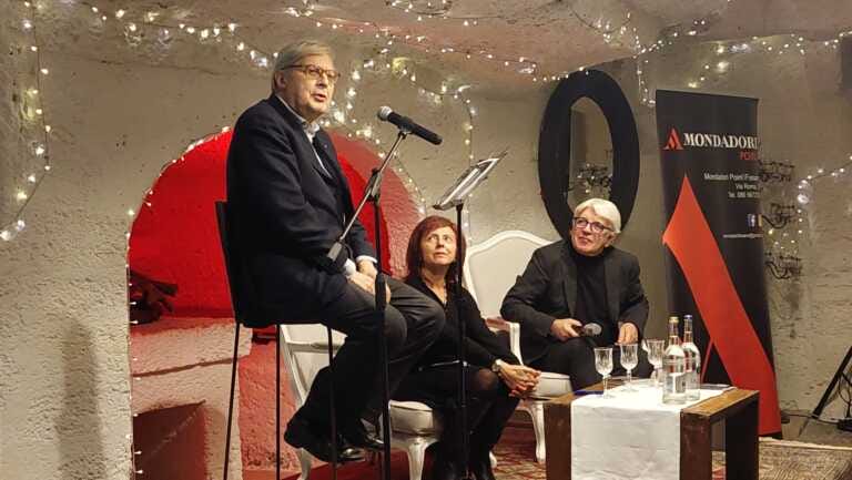Vittorio Sgarbi a Fasano: «Salverò la Puglia dalle pale eoliche»
