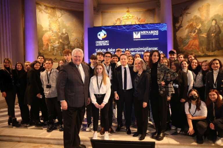 Galleria foto 'Salute e fake news, concluso a Firenze il progetto dedicato alle scuole' - foto 1