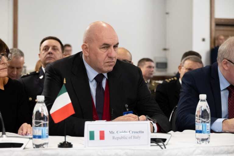 Galleria foto 'Ucraina, Crosetto al Gruppo di Contatto “Impegno comune per sostegno”' - foto 1