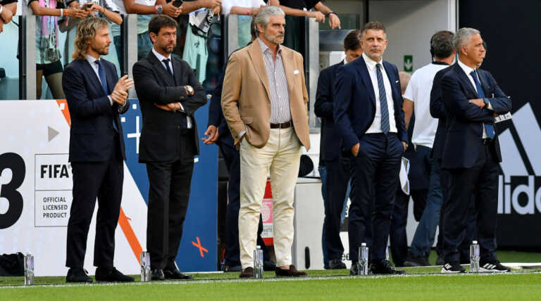 Galleria foto 'Plusvalenze, penalizzazione di 15 punti per la Juventus' - foto 1