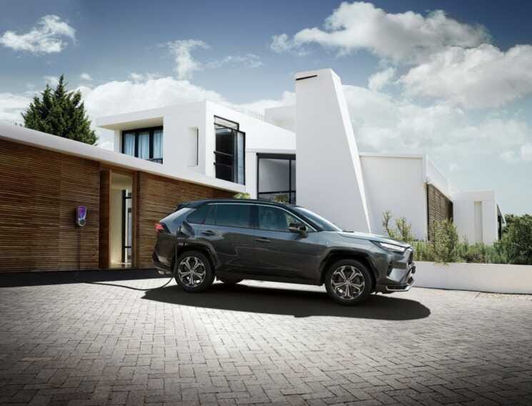 Enel X Way e Toyota insieme per la mobilità sostenibile