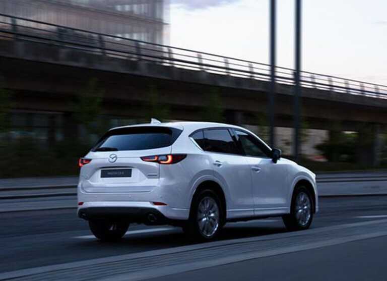 Mazda CX-5 ora anche in versione mild hybrid