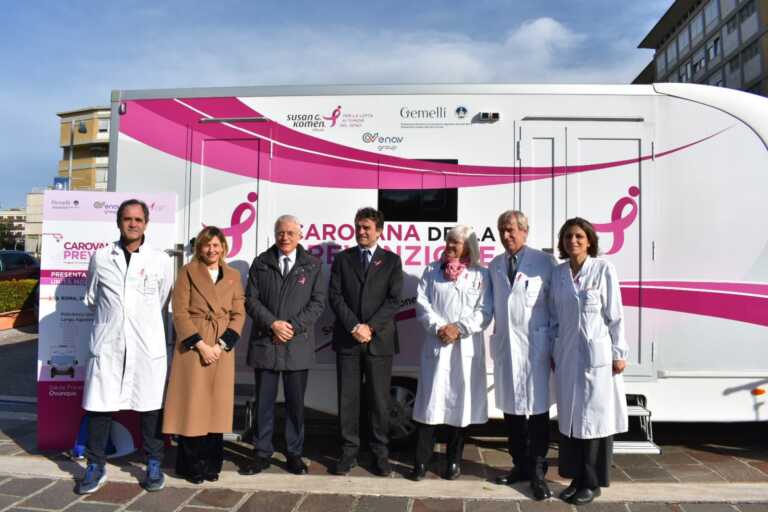 Galleria foto 'Una nuova unità mobile per la “Carovana della Prevenzione”' - foto 1