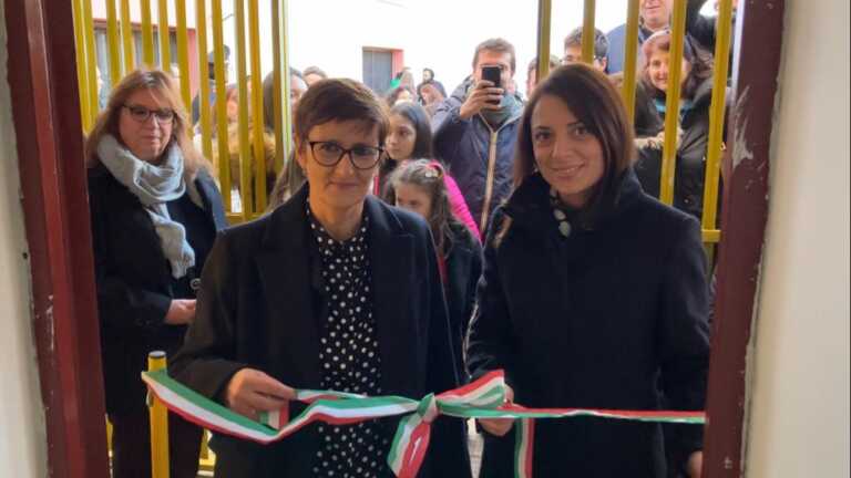 Galleria foto 'Da Terna “computer circolari” per due laboratori a Palermo' - foto 1