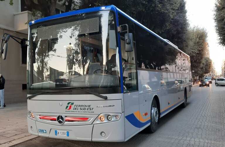 Ferrovie del Sud Est, in circolazione 24 nuovi bus: investimento da 3 milioni di euro