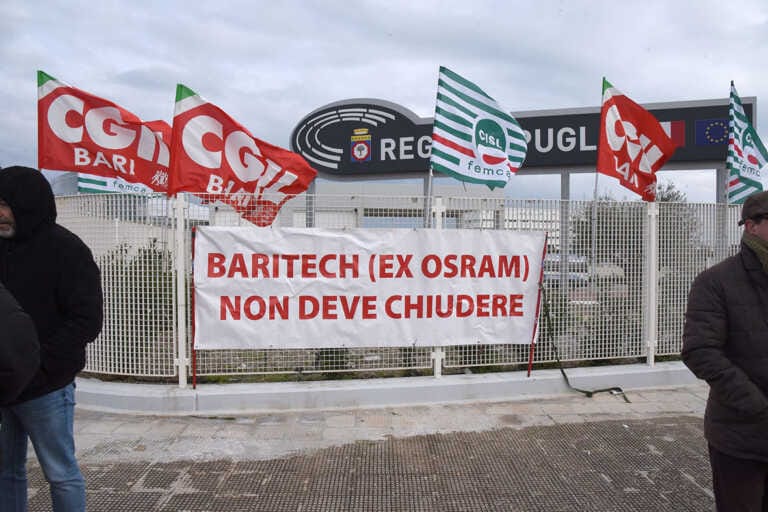Baritech, l’appello degli operai: «Intervenga Emiliano, la politica faccia la sua parte» – VIDEO
